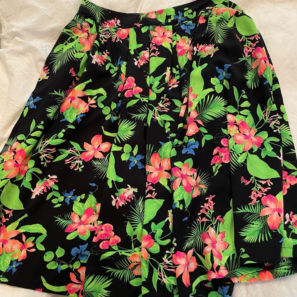 Tropical Knee Length Skirt (NWT)
